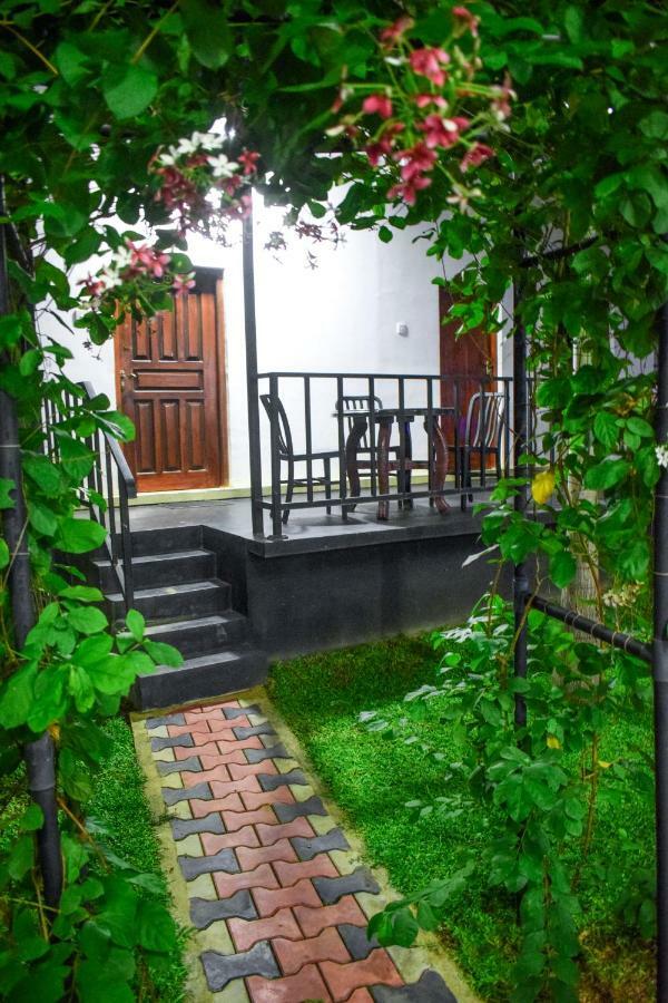 Lion Resort Polonnaruwa Eksteriør bilde
